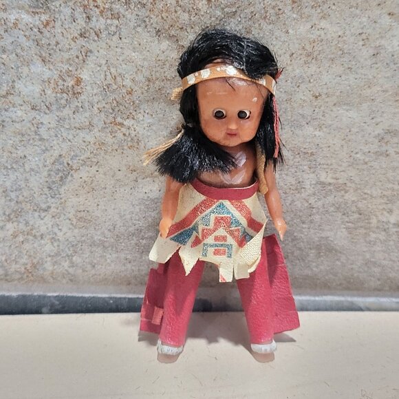 Vintage Native American Indian Doll Open Close Eyes - Picture 1 of 9